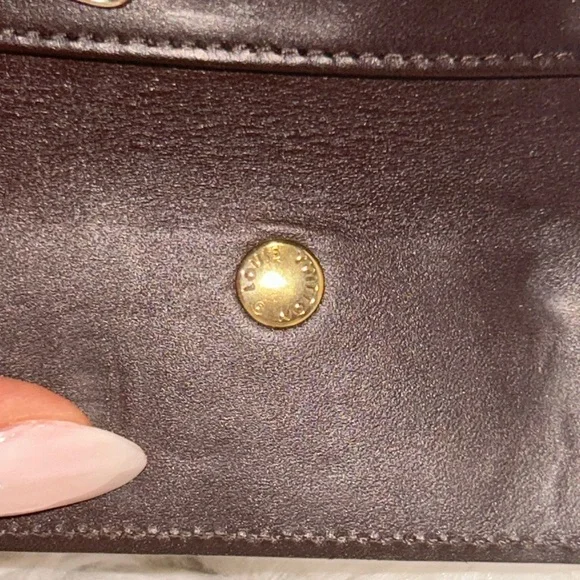 Louis Vuitton Amarante Vernis 4 Ring‎ Key Holder - Picture 11 of 14